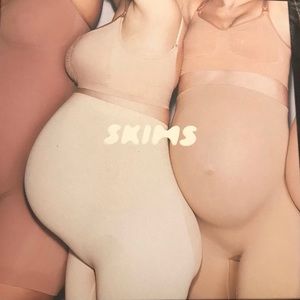 NWT Skims Maternity Seamless Solutionwear